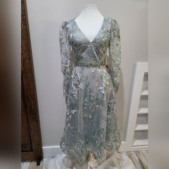 Mac Duggal EMBELLISHED ILLUSION LONG SLEEVE A LINE  NWT Sterling (70230) sz 2&4 - Picture 4 of 8